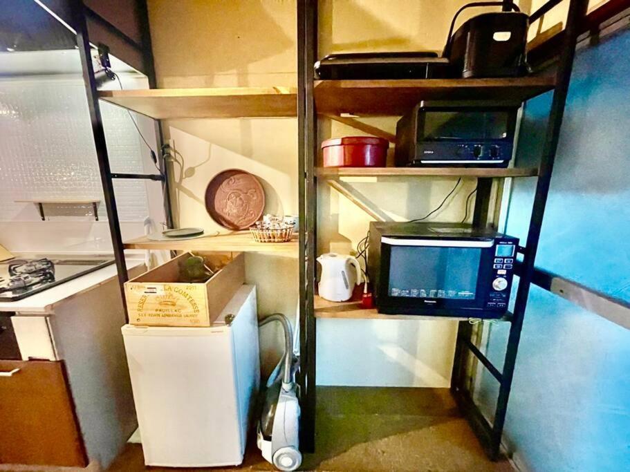 三丁庵 貸別荘 海まで徒歩10分 観光地ペリーロードまで徒歩2分の最高なロケーション 下田を遊び尽くせる貸別荘 無料駐車場もあります2Min Walk To The Perry Road 10Min Walk To The Beach Old Japanese Modern Style House المظهر الخارجي الصورة